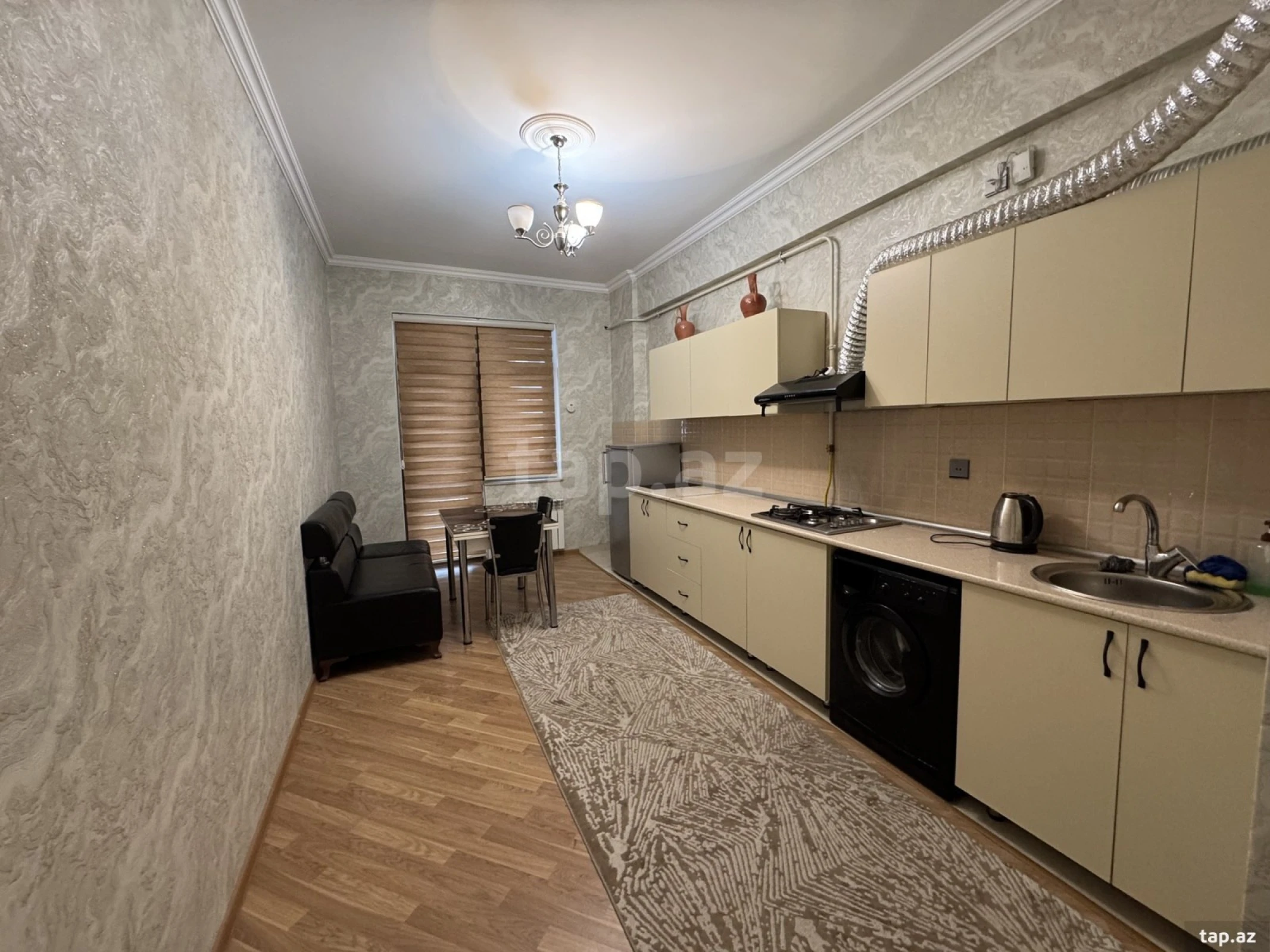 Kirayə verilir 3 otaqlı yeni tikili 120 m²
