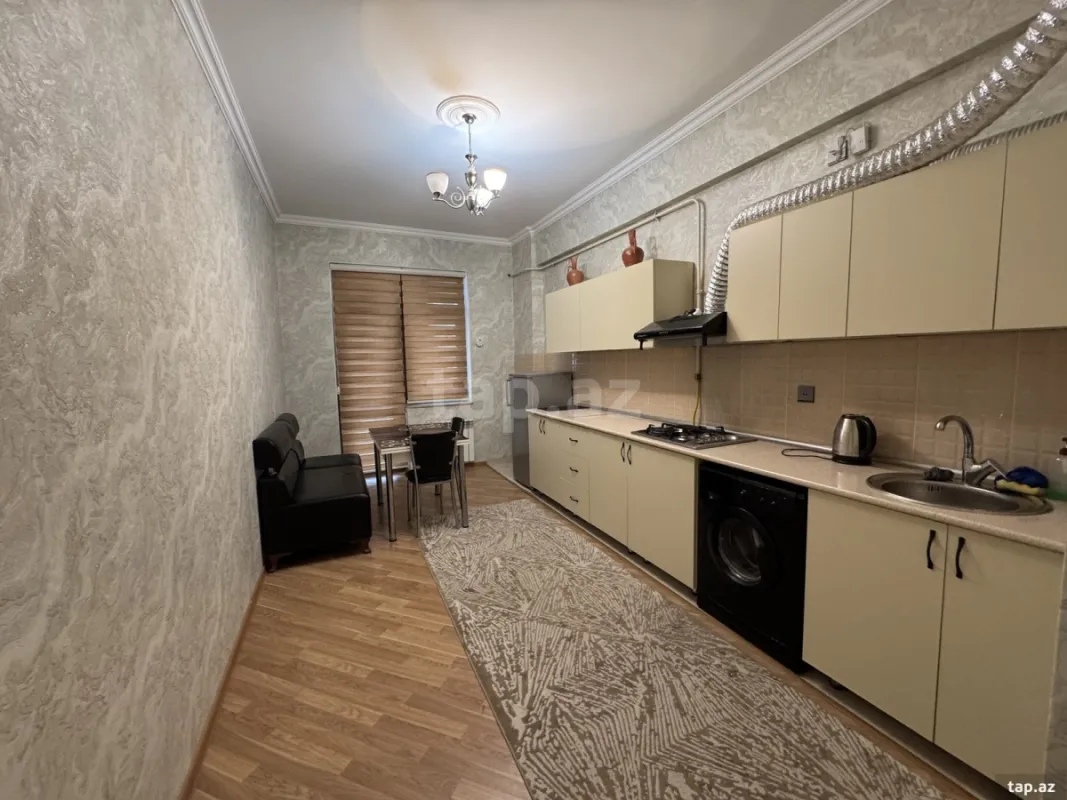 Kirayə verilir 3 otaqlı yeni tikili 120 m²