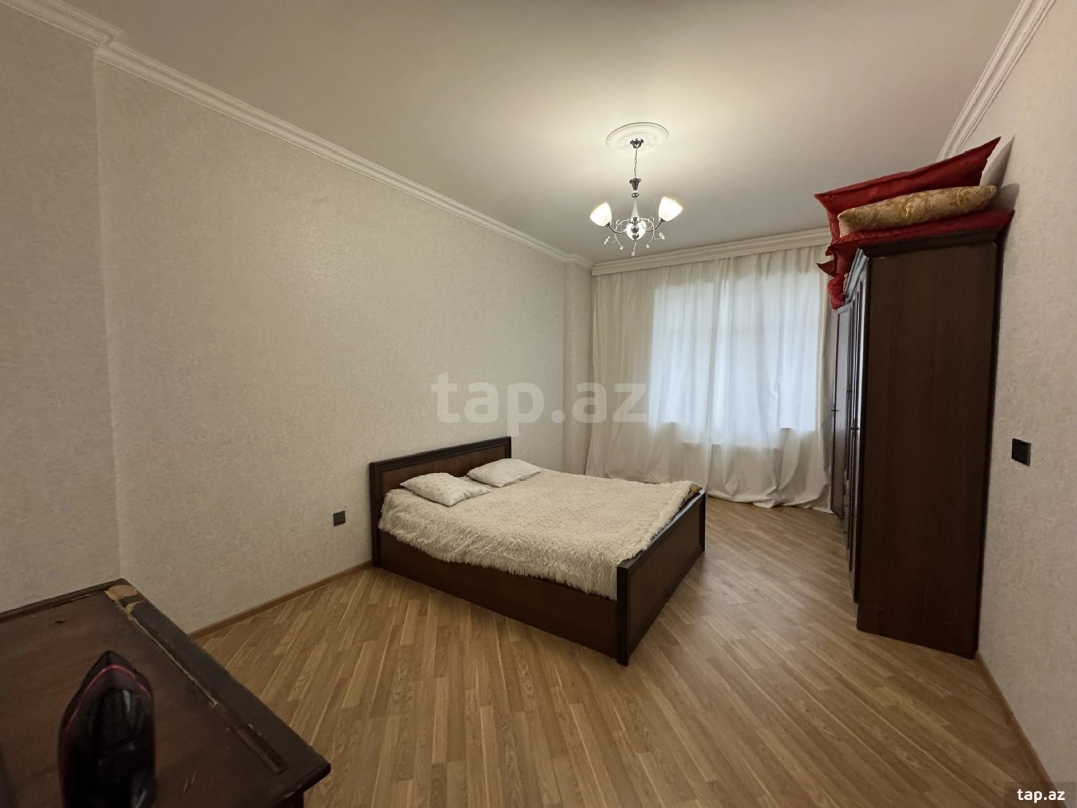 Kirayə verilir 3 otaqlı yeni tikili 120 m²