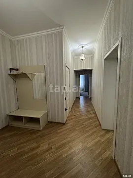 Kirayə verilir 3 otaqlı yeni tikili 120 m²