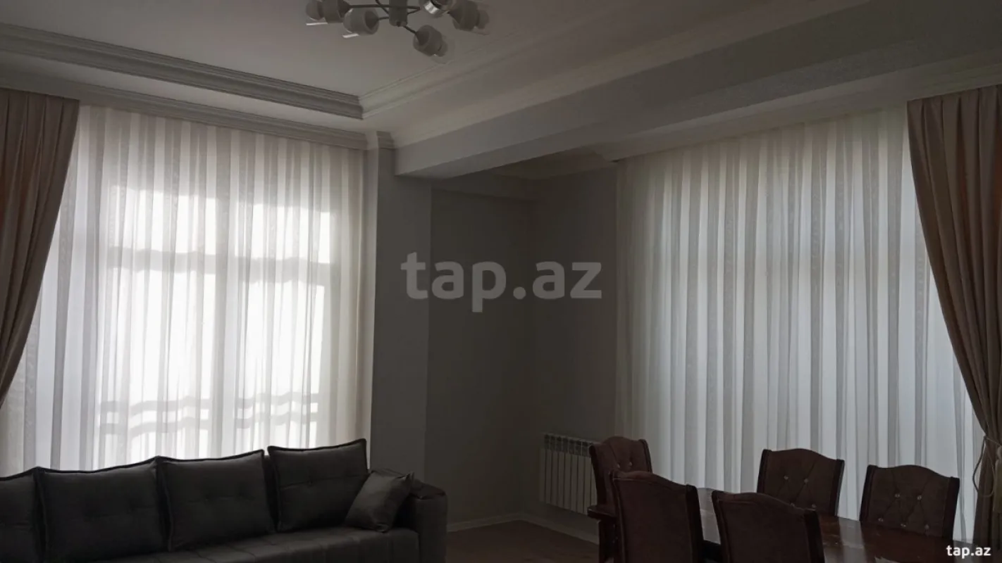 Kirayə verilir 2 otaqlı yeni tikili 66 m²
