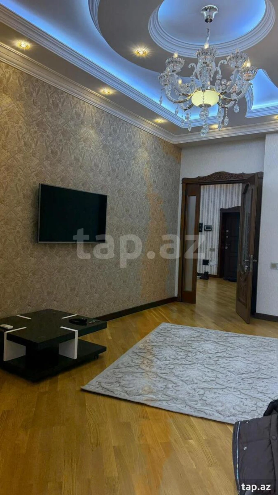 Kirayə verilir 2 otaqlı yeni tikili 110 m²