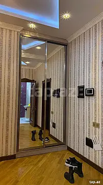 Kirayə verilir 2 otaqlı yeni tikili 110 m²