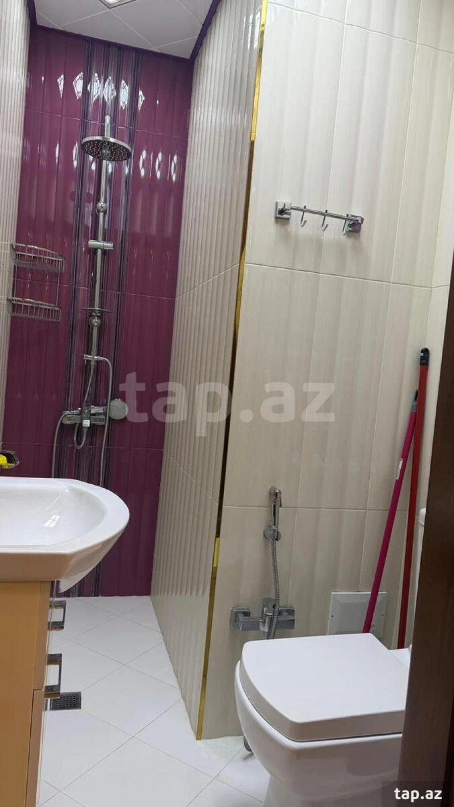 Kirayə verilir 2 otaqlı yeni tikili 110 m²