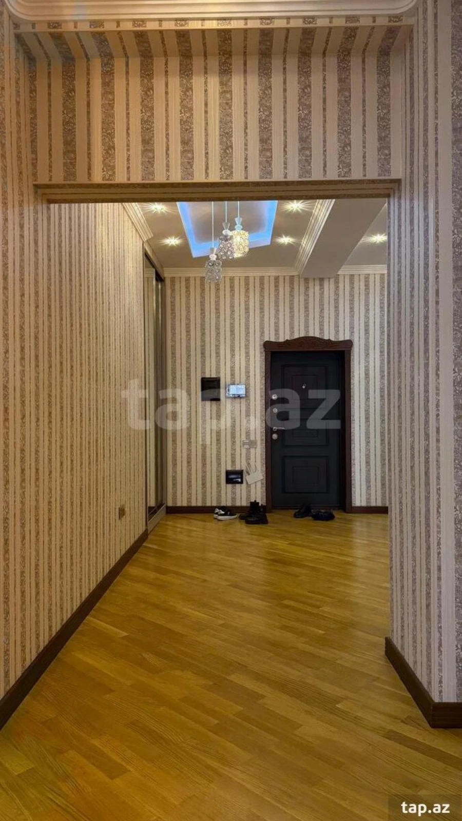 Kirayə verilir 2 otaqlı yeni tikili 110 m²