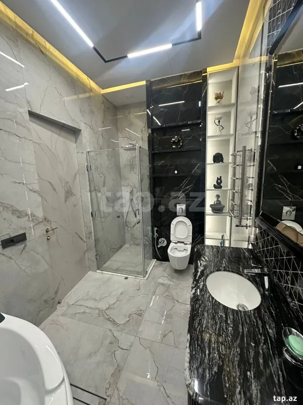 Kirayə verilir 3 otaqlı yeni tikili 160 m²