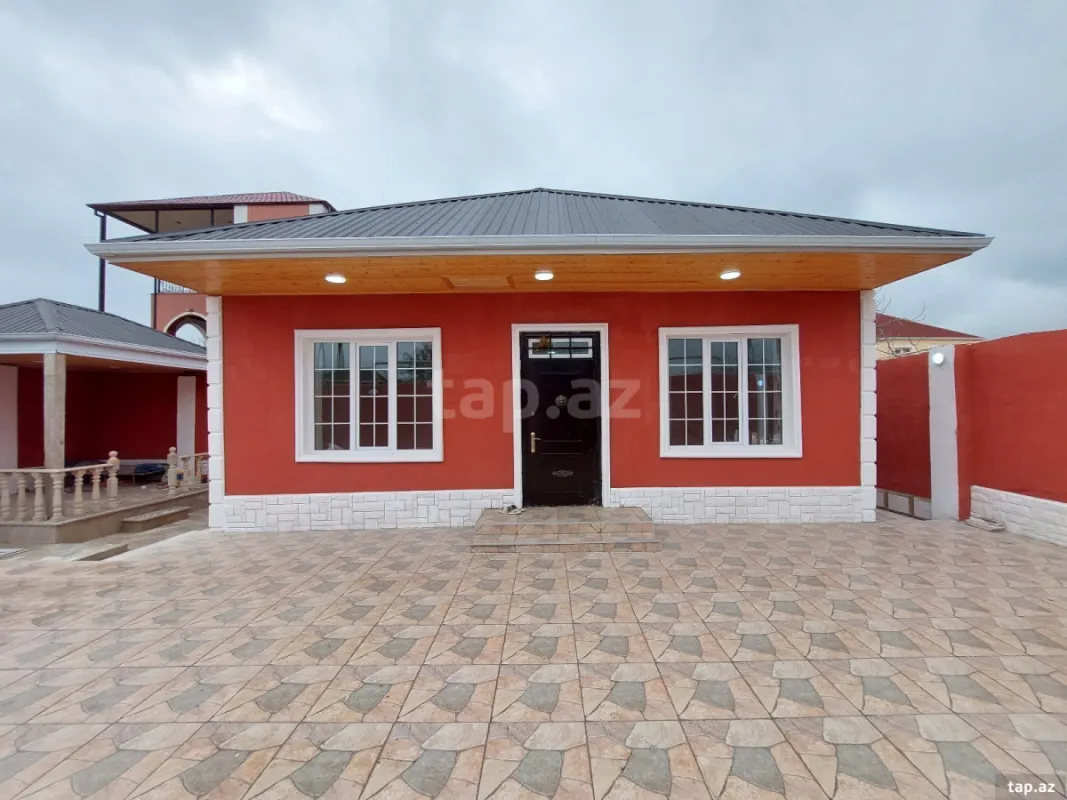 Satılır 3 otaqlı həyət evi