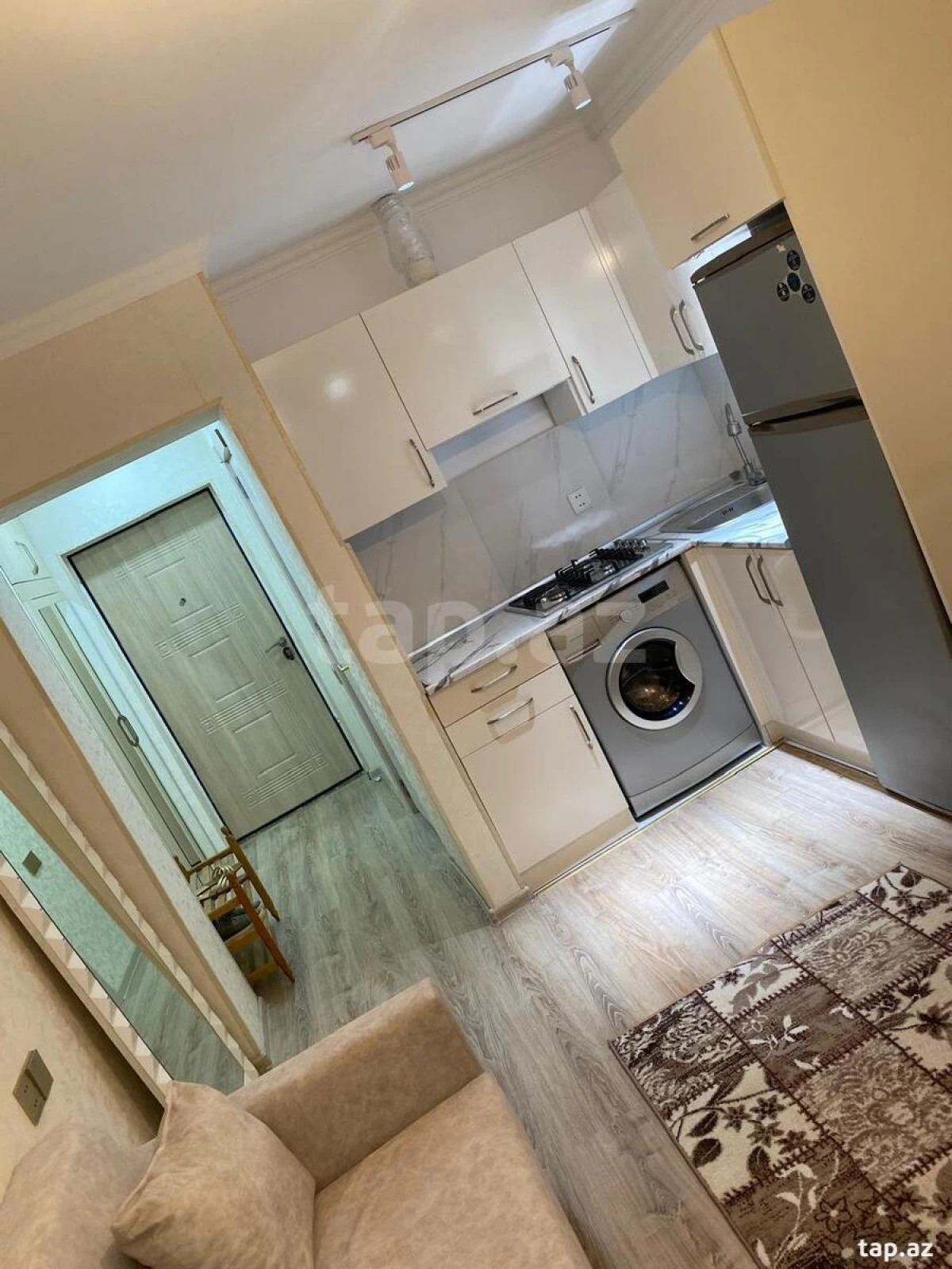 Kirayə verilir 1 otaqlı yeni tikili 40 m²