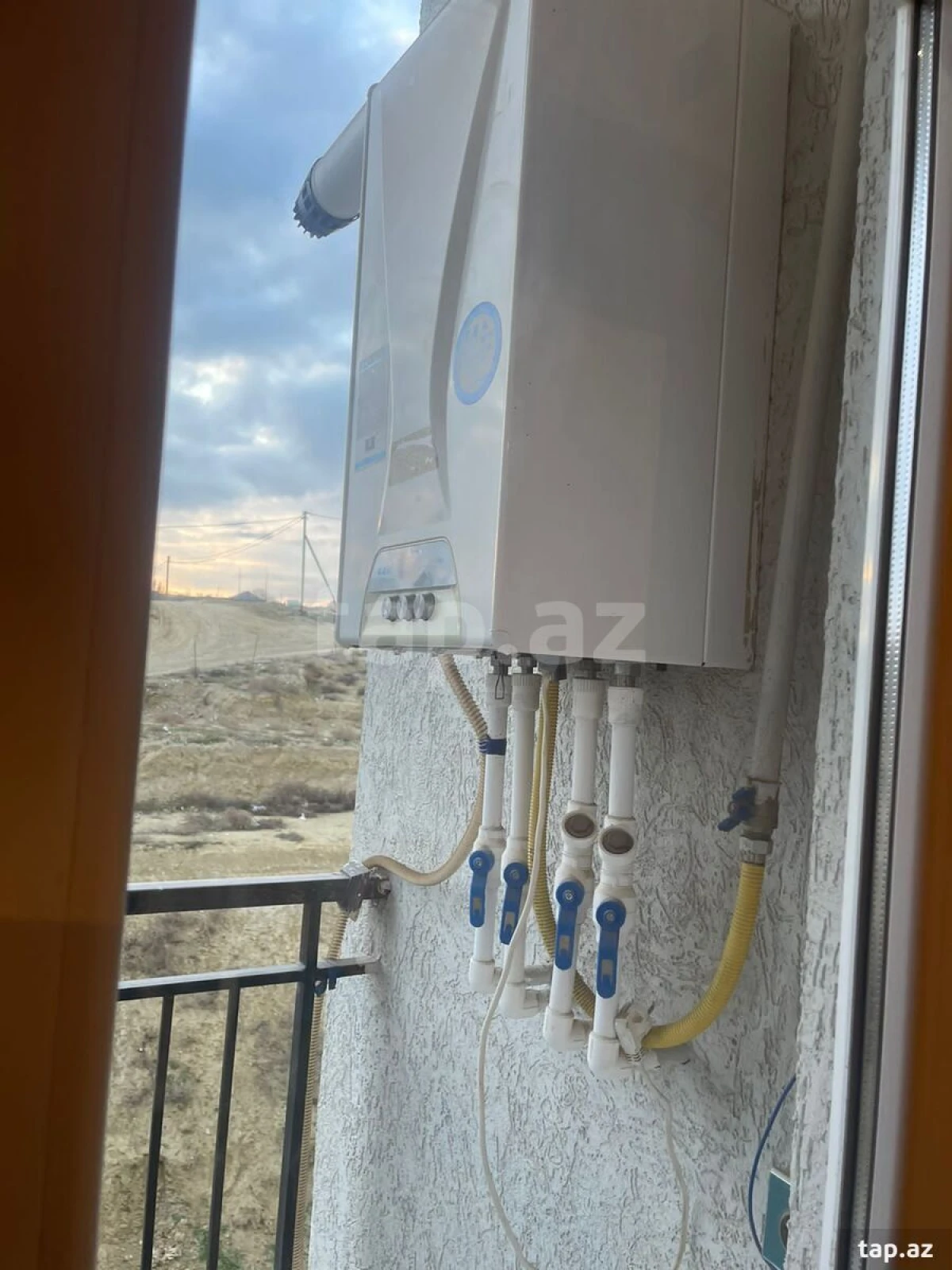 Kirayə verilir 2 otaqlı yeni tikili 60 m²