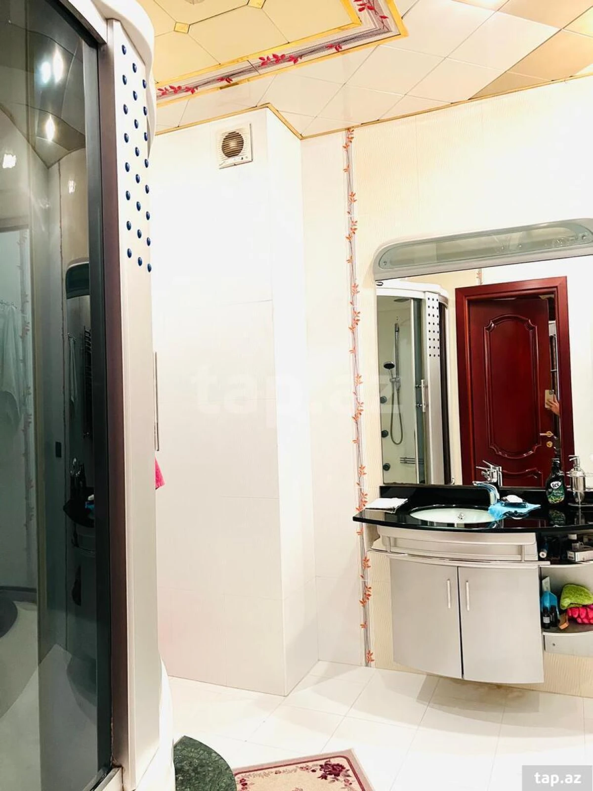 Satılır 4 otaqlı yeni tikili 153 m²