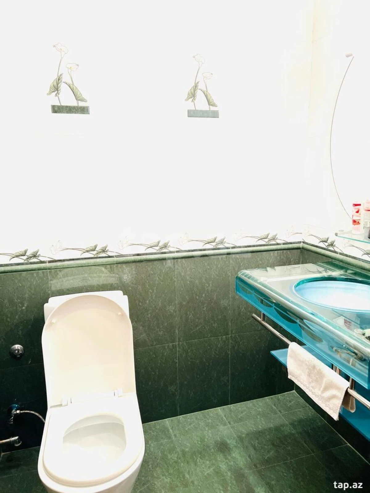 Satılır 4 otaqlı yeni tikili 153 m²