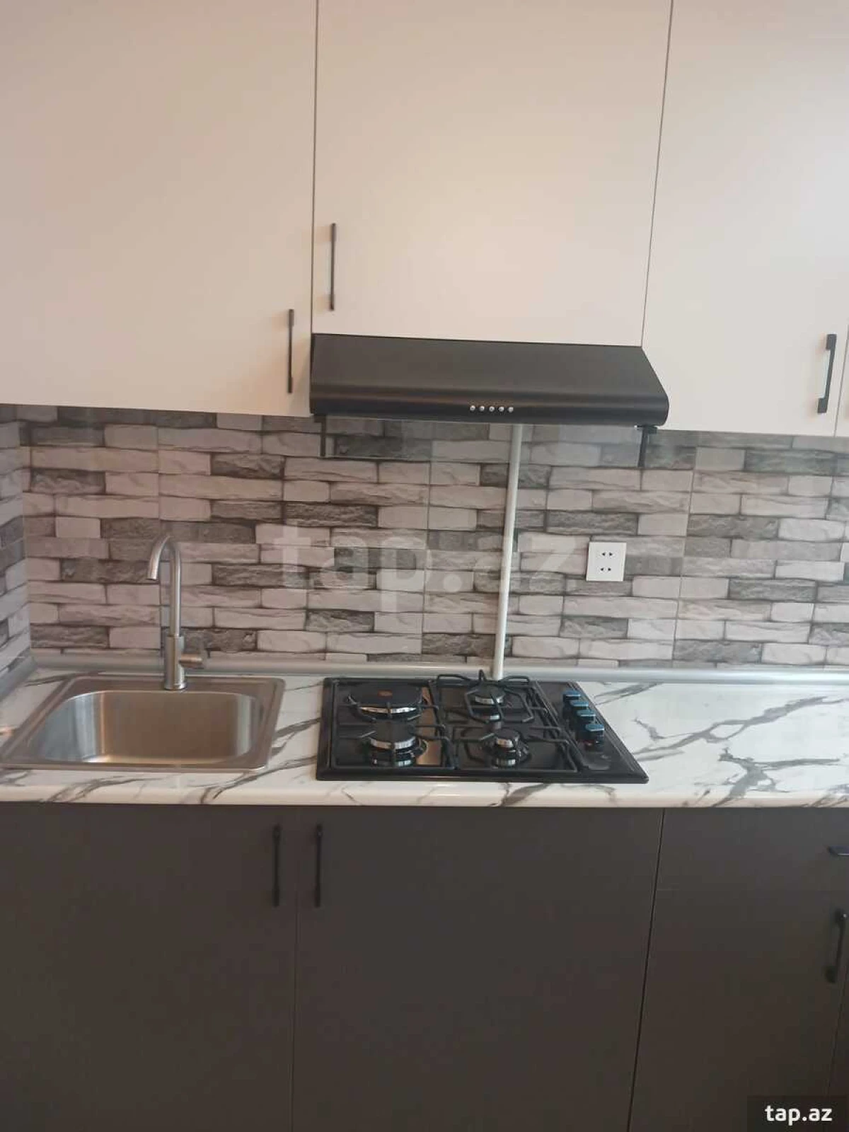 Kirayə verilir 4 otaqlı mənzil 65 m²