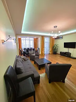 Kirayə verilir 4 otaqlı yeni tikili 190 m²