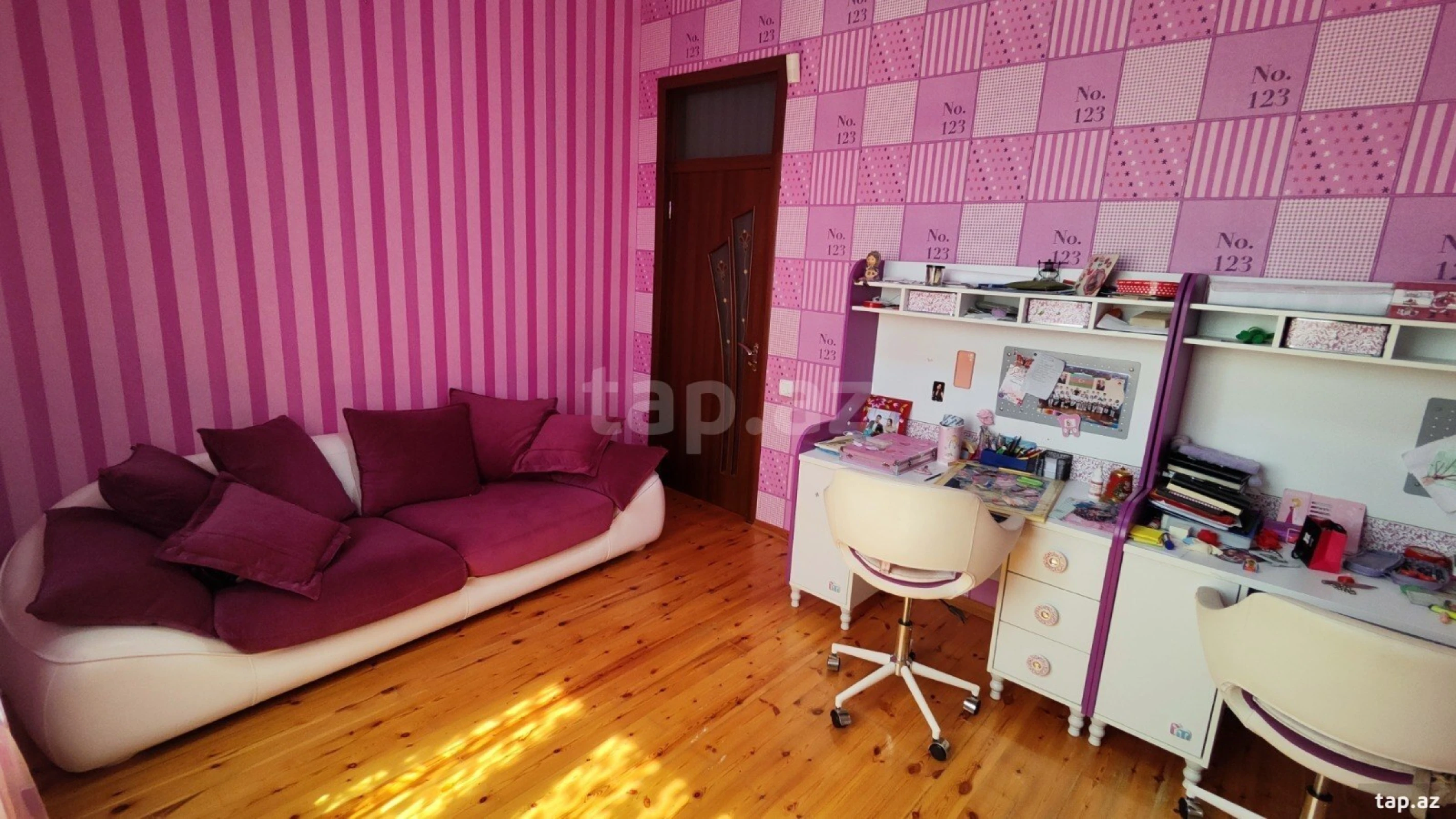 Satılır 8 otaqlı həyət evi