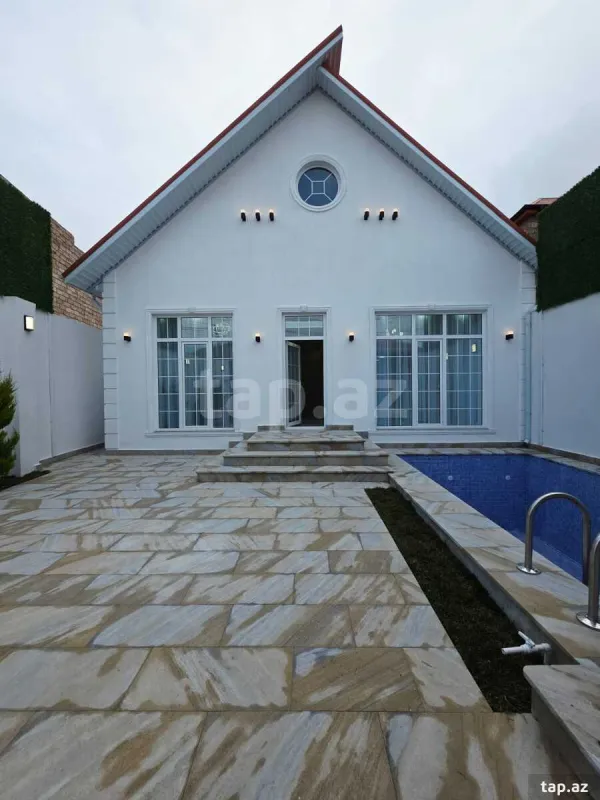 Satılır 4 otaqlı həyət evi