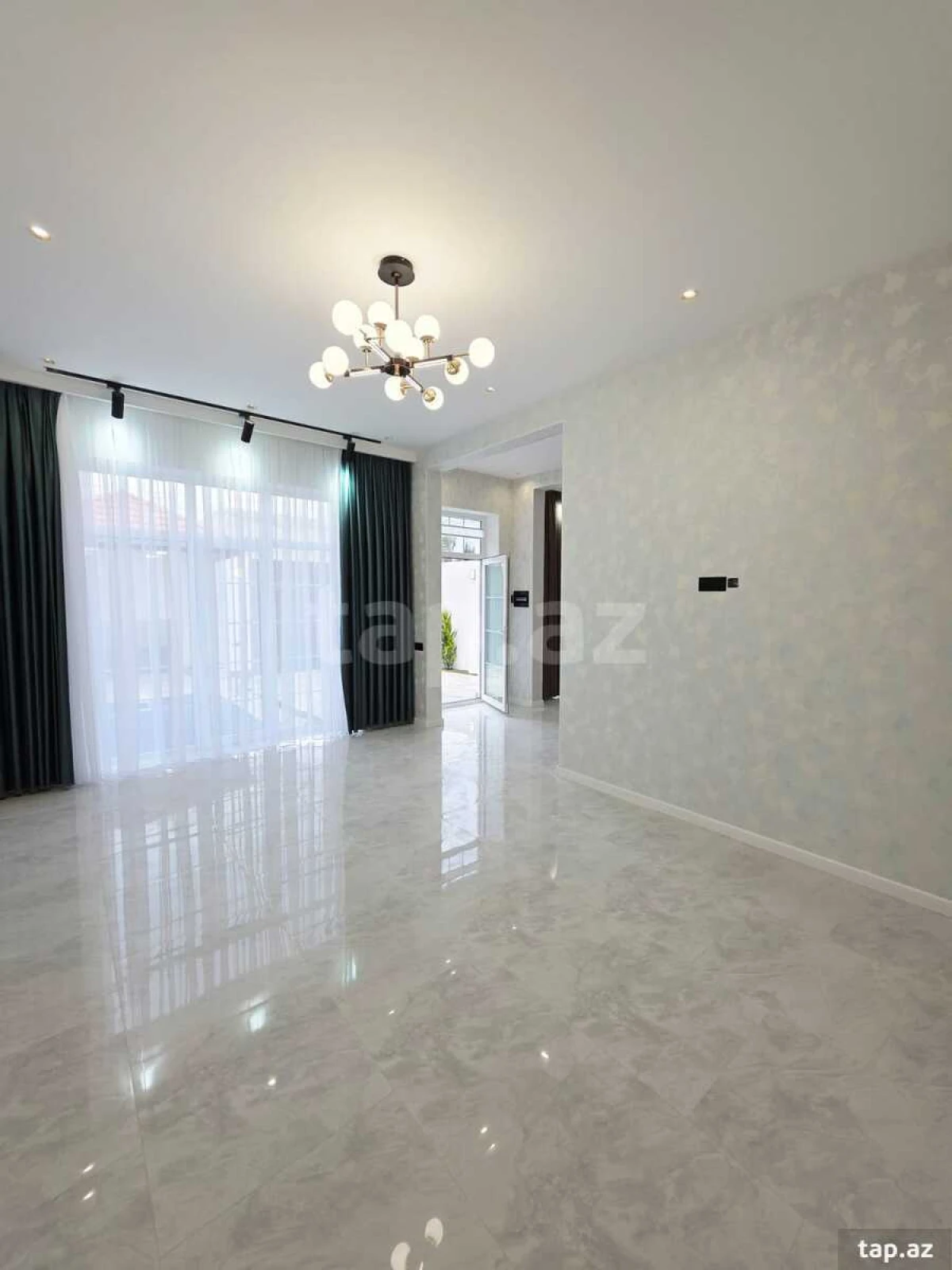 Satılır 4 otaqlı həyət evi