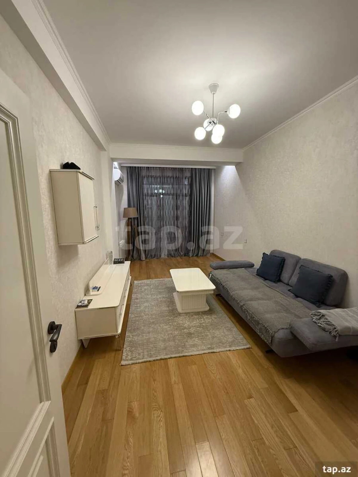 Kirayə verilir 2 otaqlı yeni tikili 80 m²