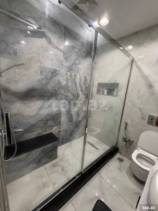 Kirayə verilir 2 otaqlı yeni tikili 80 m²