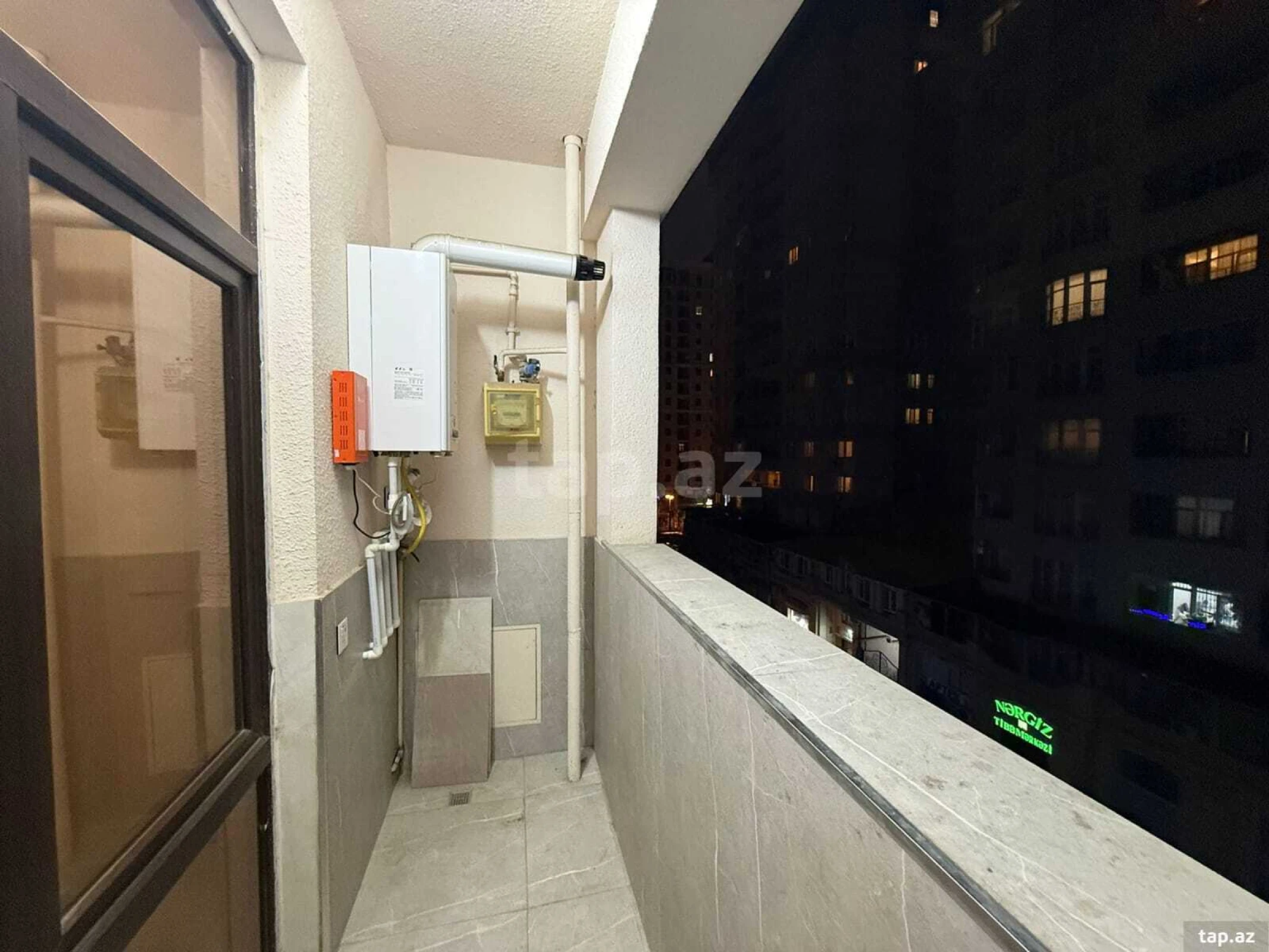 Kirayə verilir 2 otaqlı yeni tikili 80 m²