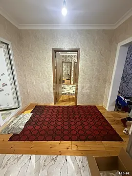 Satılır 4 otaqlı həyət evi