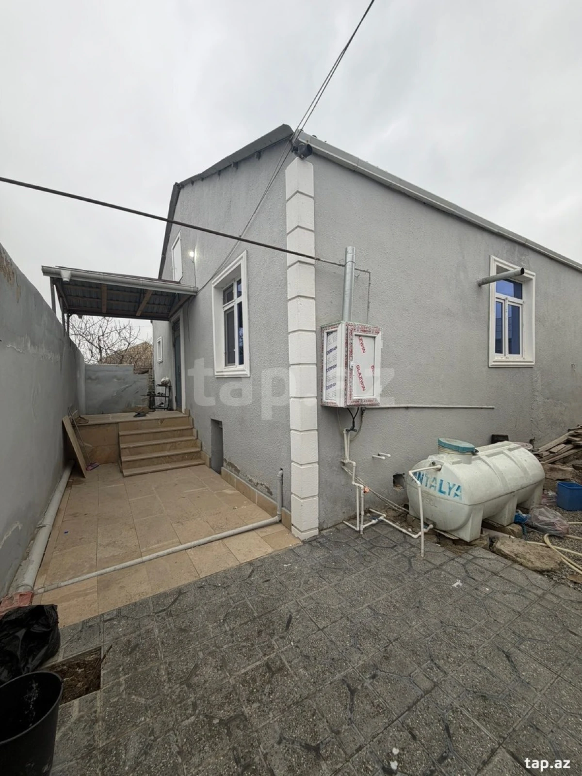 Satılır 4 otaqlı həyət evi