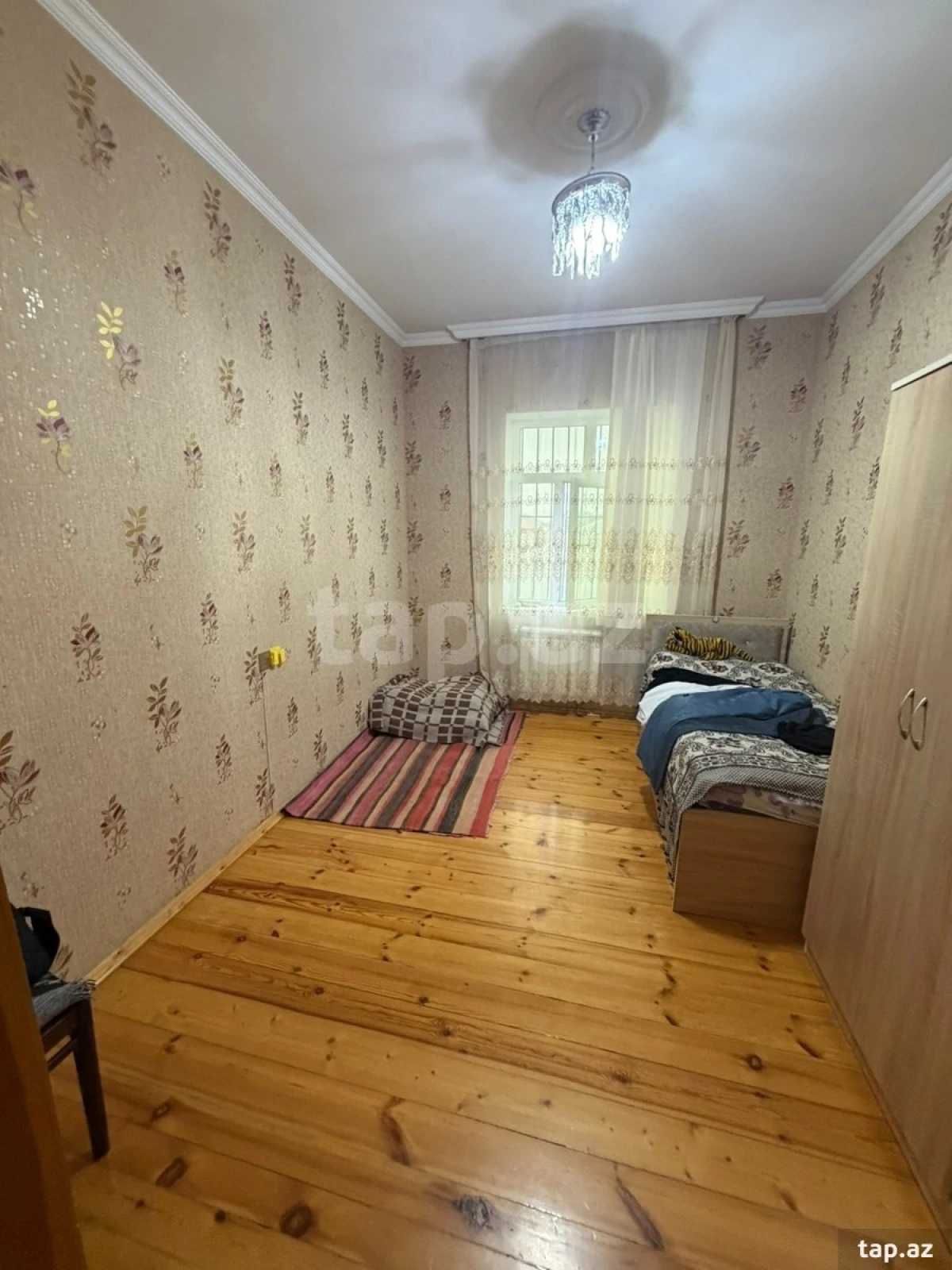 Satılır 7 otaqlı həyət evi