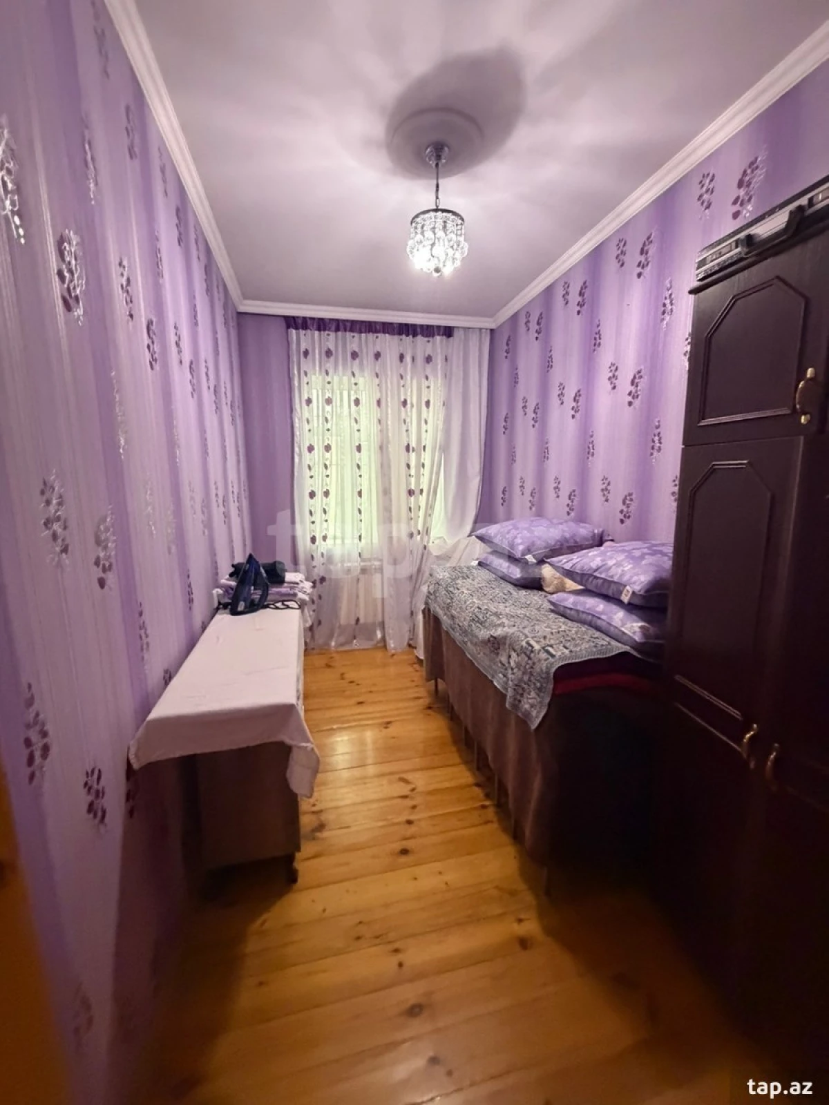 Satılır 7 otaqlı həyət evi