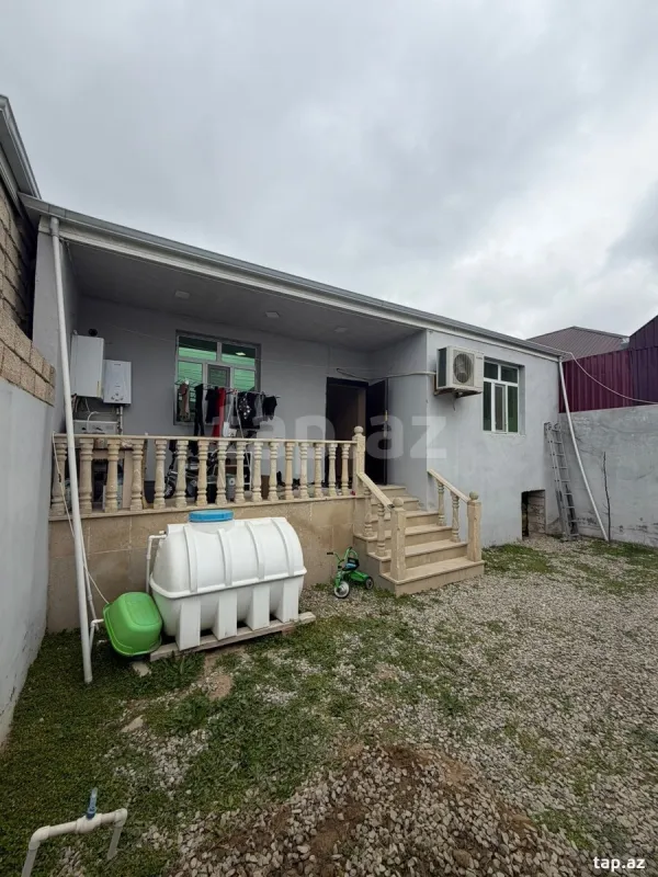 Satılır 3 otaqlı həyət evi