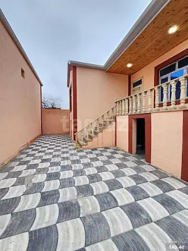 Satılır 4 otaqlı həyət evi