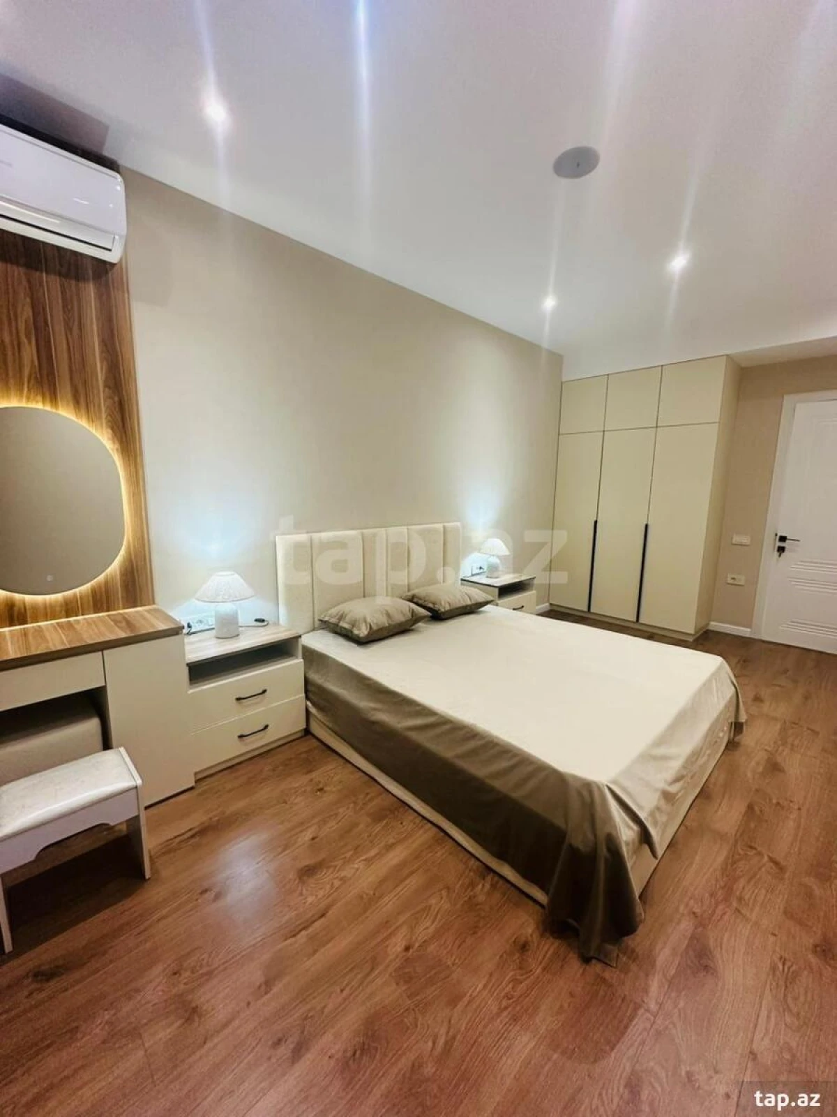 Satılır 2 otaqlı yeni tikili 64 m²