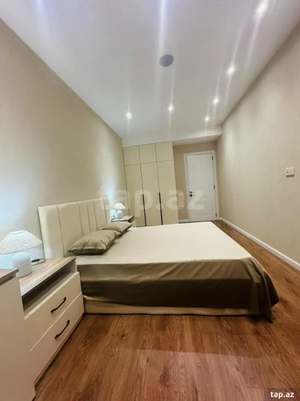 Satılır 2 otaqlı yeni tikili 64 m²