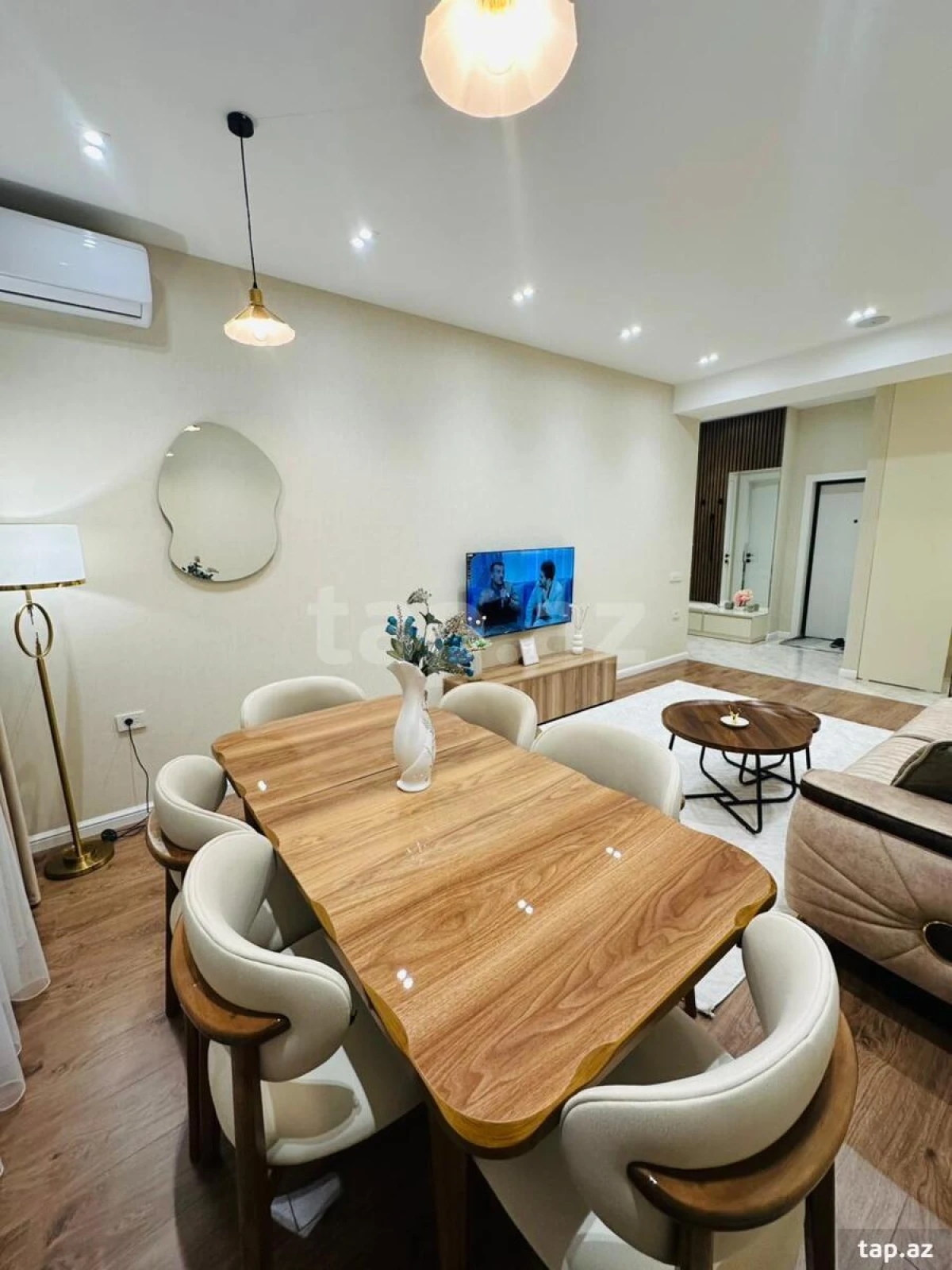 Satılır 2 otaqlı yeni tikili 64 m²