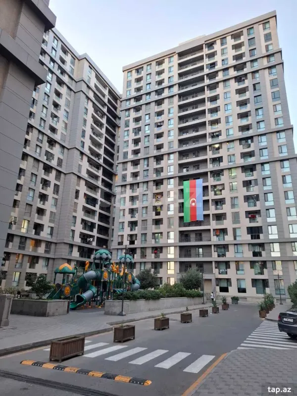 Kirayə verilir 2 otaqlı yeni tikili 60 m²