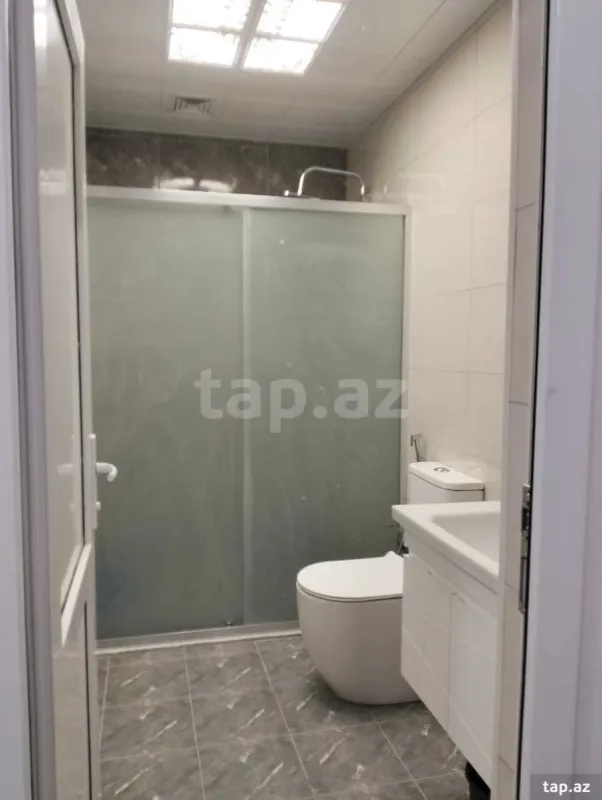 Kirayə verilir 2 otaqlı yeni tikili 60 m²