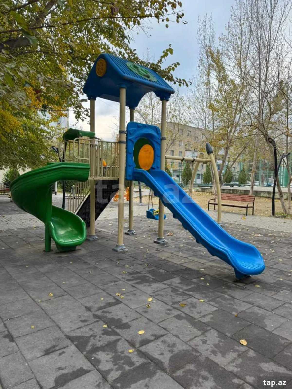 Satılır 3 otaqlı mənzil 80 m²