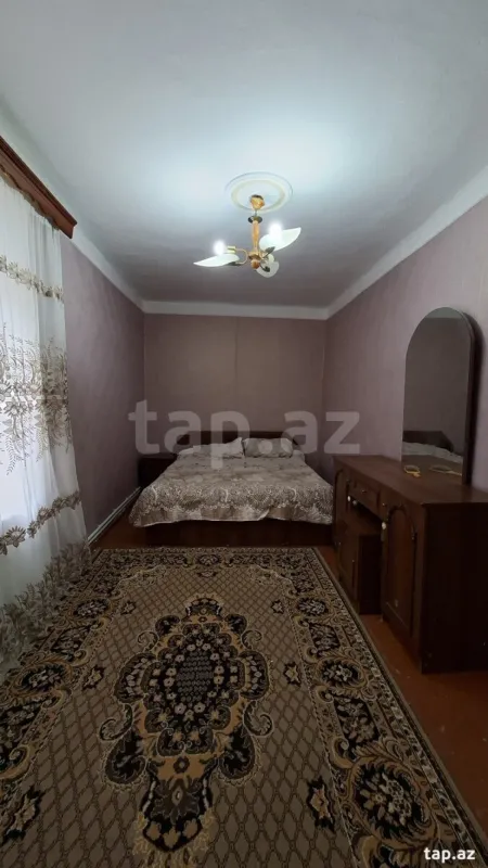 Kirayə verilir 2 otaqlı mənzil 45 m²