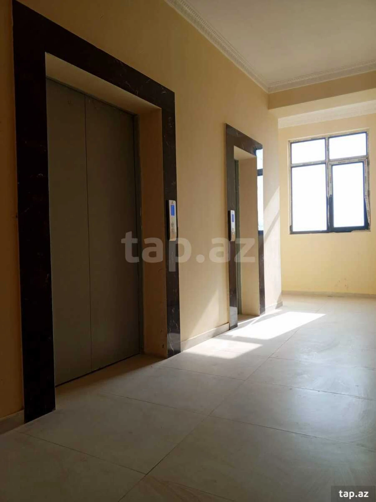 Kirayə verilir 2 otaqlı yeni tikili 84 m²