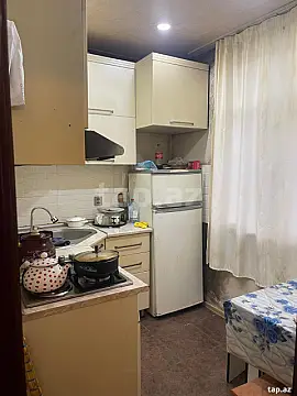 Kirayə verilir 2 otaqlı mənzil 67 m²