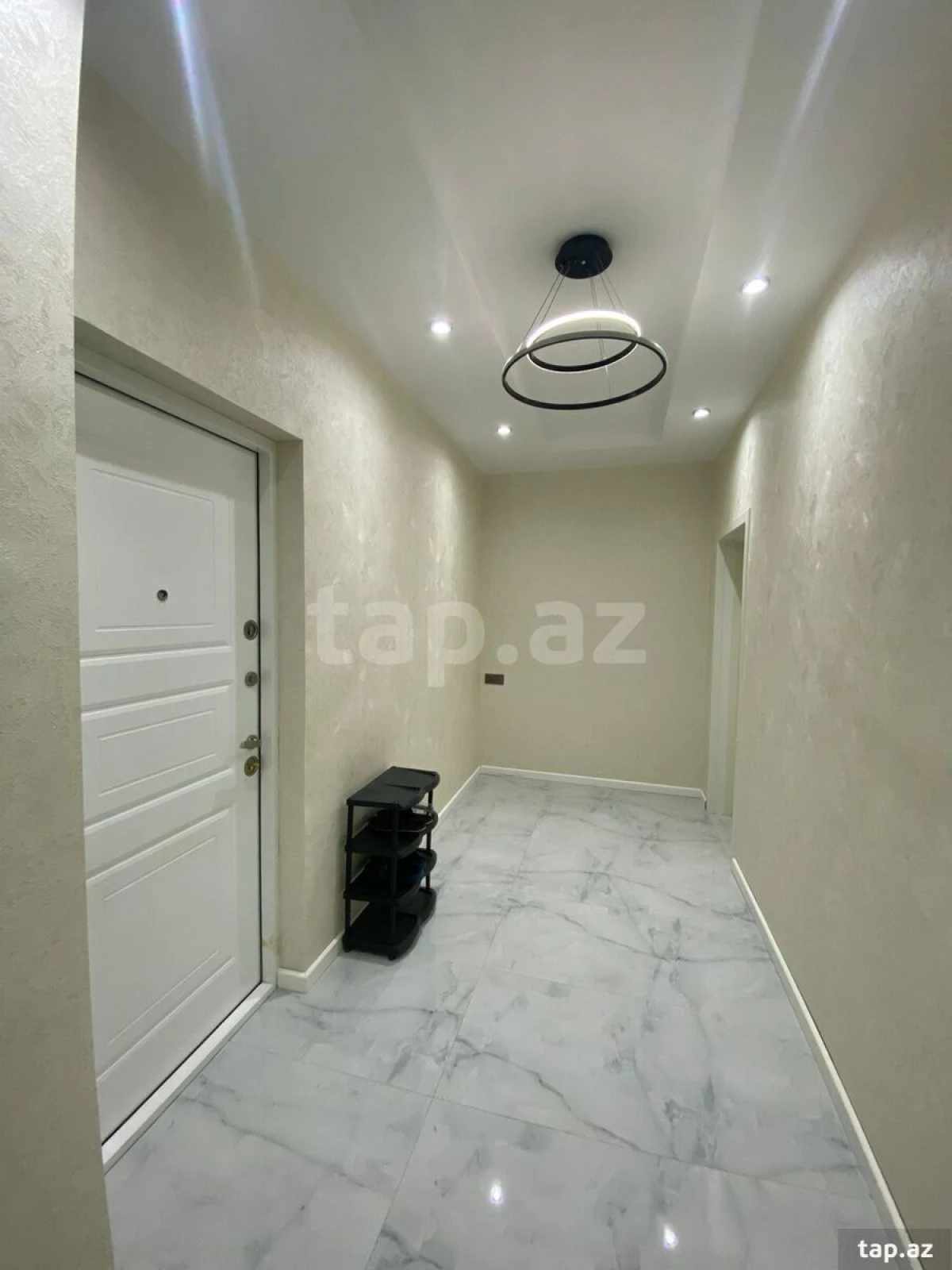 Satılır 2 otaqlı yeni tikili 80 m²