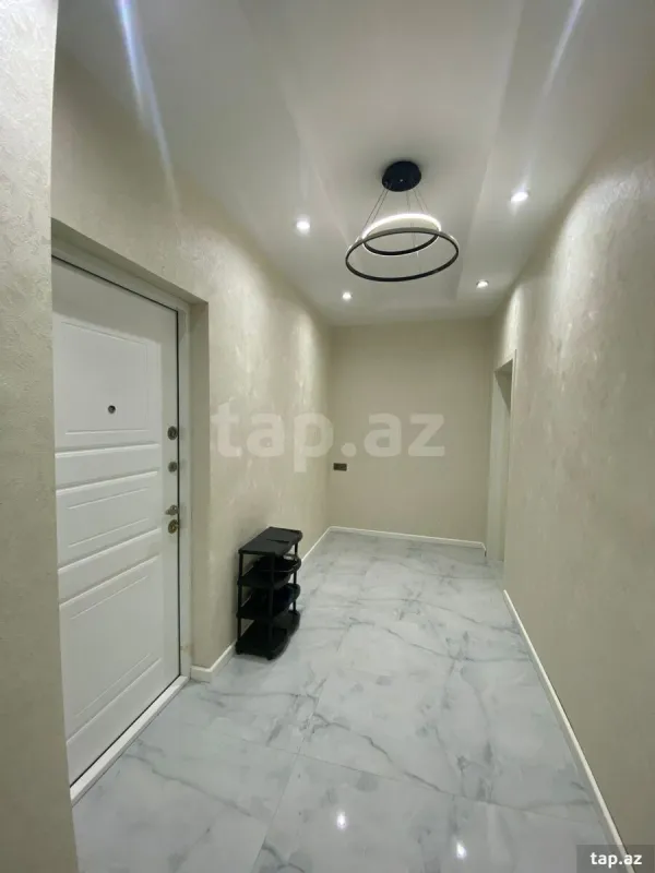 Satılır 2 otaqlı yeni tikili 80 m²