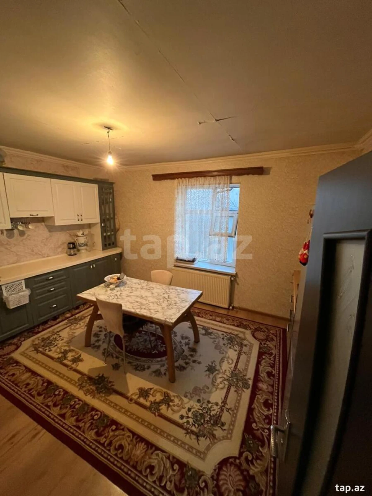 Satılır 6 otaqlı həyət evi