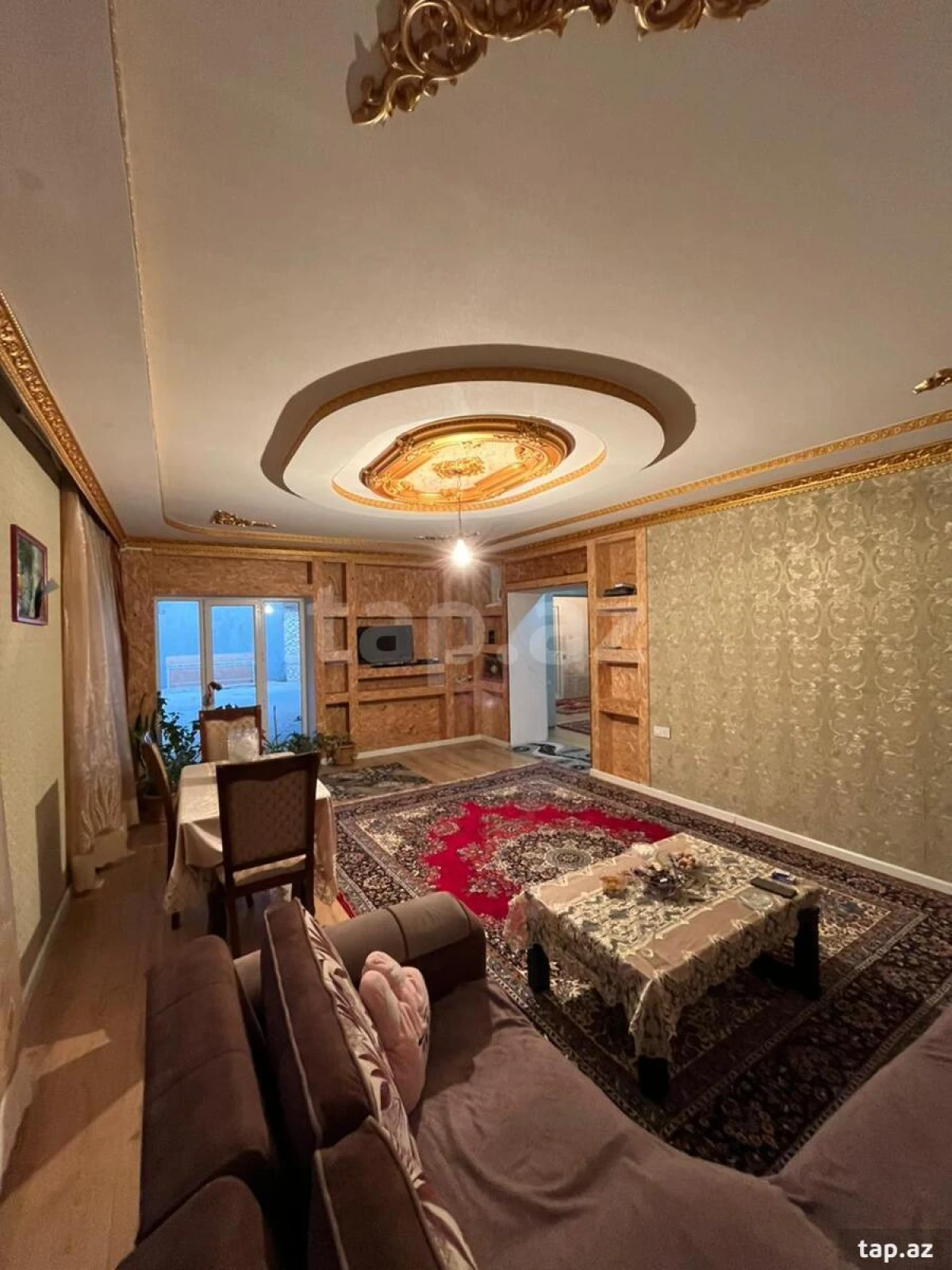 Satılır 6 otaqlı həyət evi