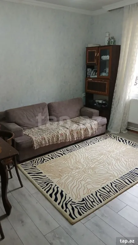 Satılır 3 otaqlı həyət evi