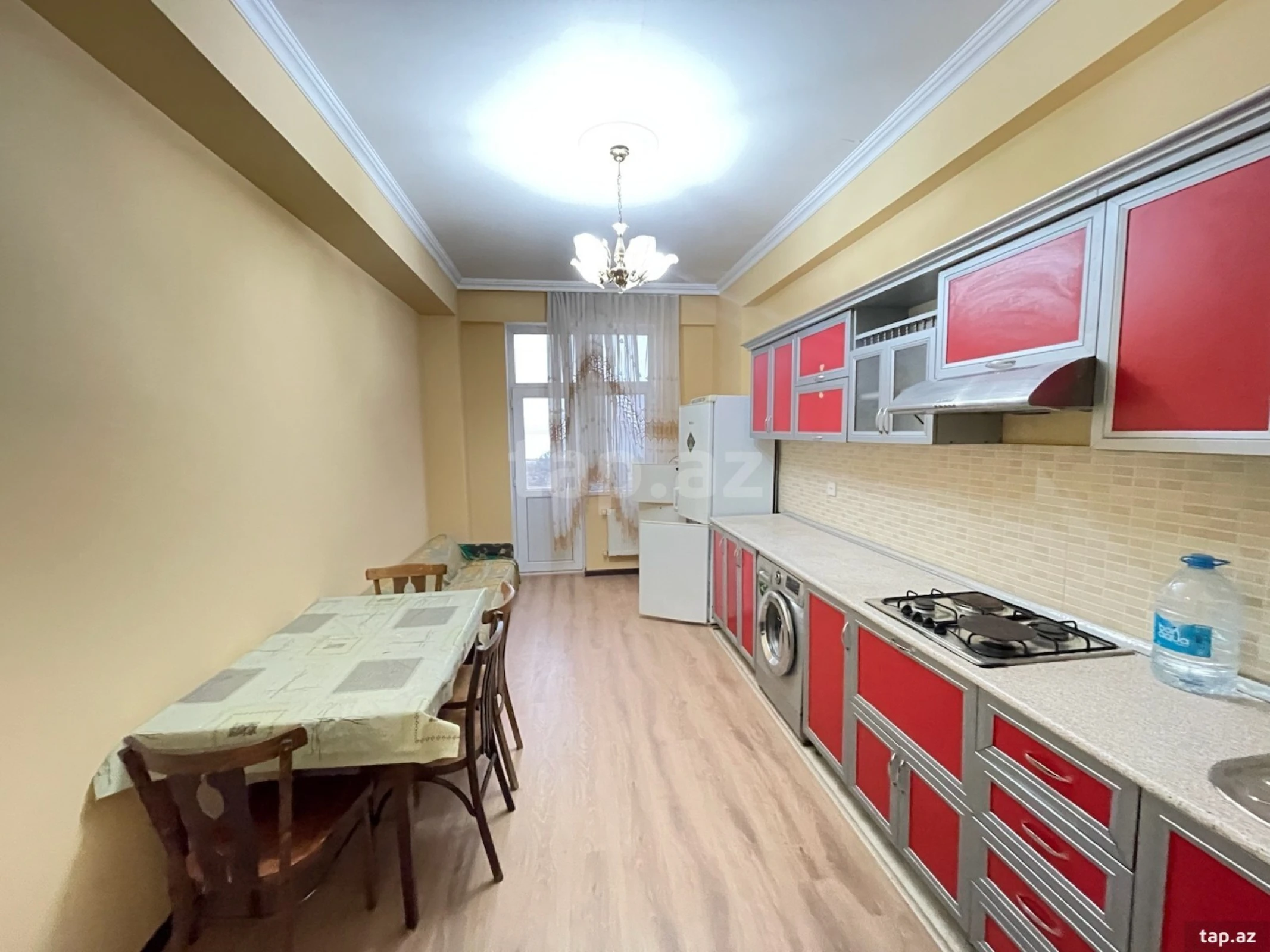 Kirayə verilir 3 otaqlı yeni tikili 80 m²