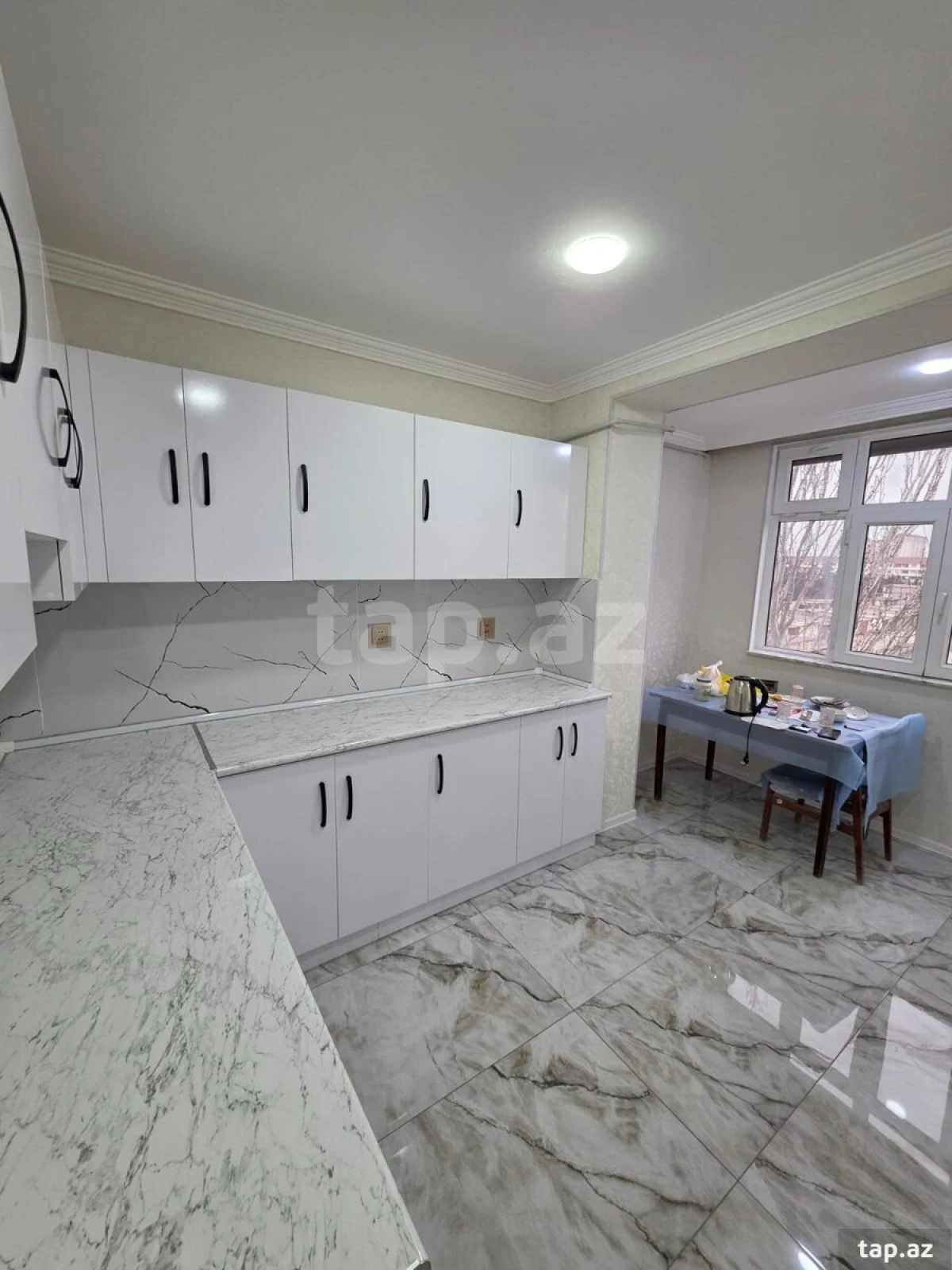Satılır 3 otaqlı mənzil 80 m²