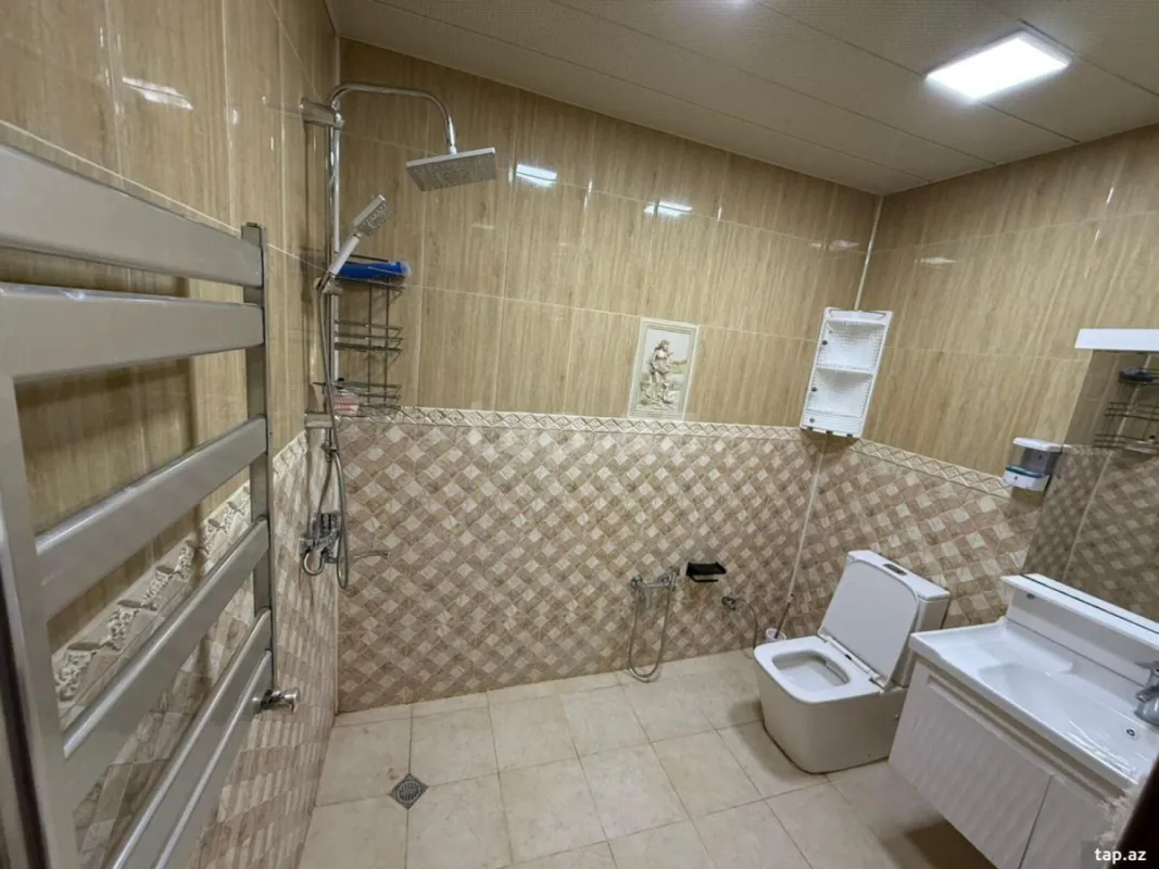 Kirayə verilir 2 otaqlı yeni tikili 60 m²