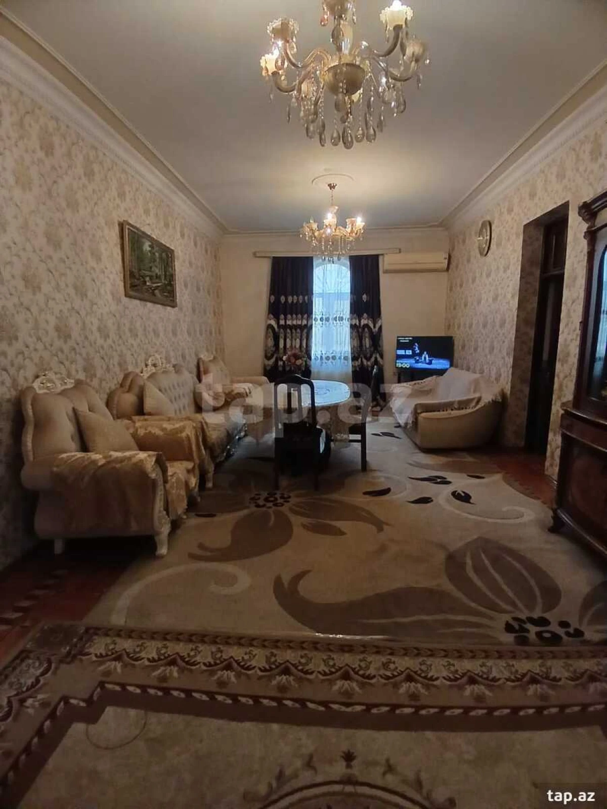 Satılır 7 otaqlı həyət evi