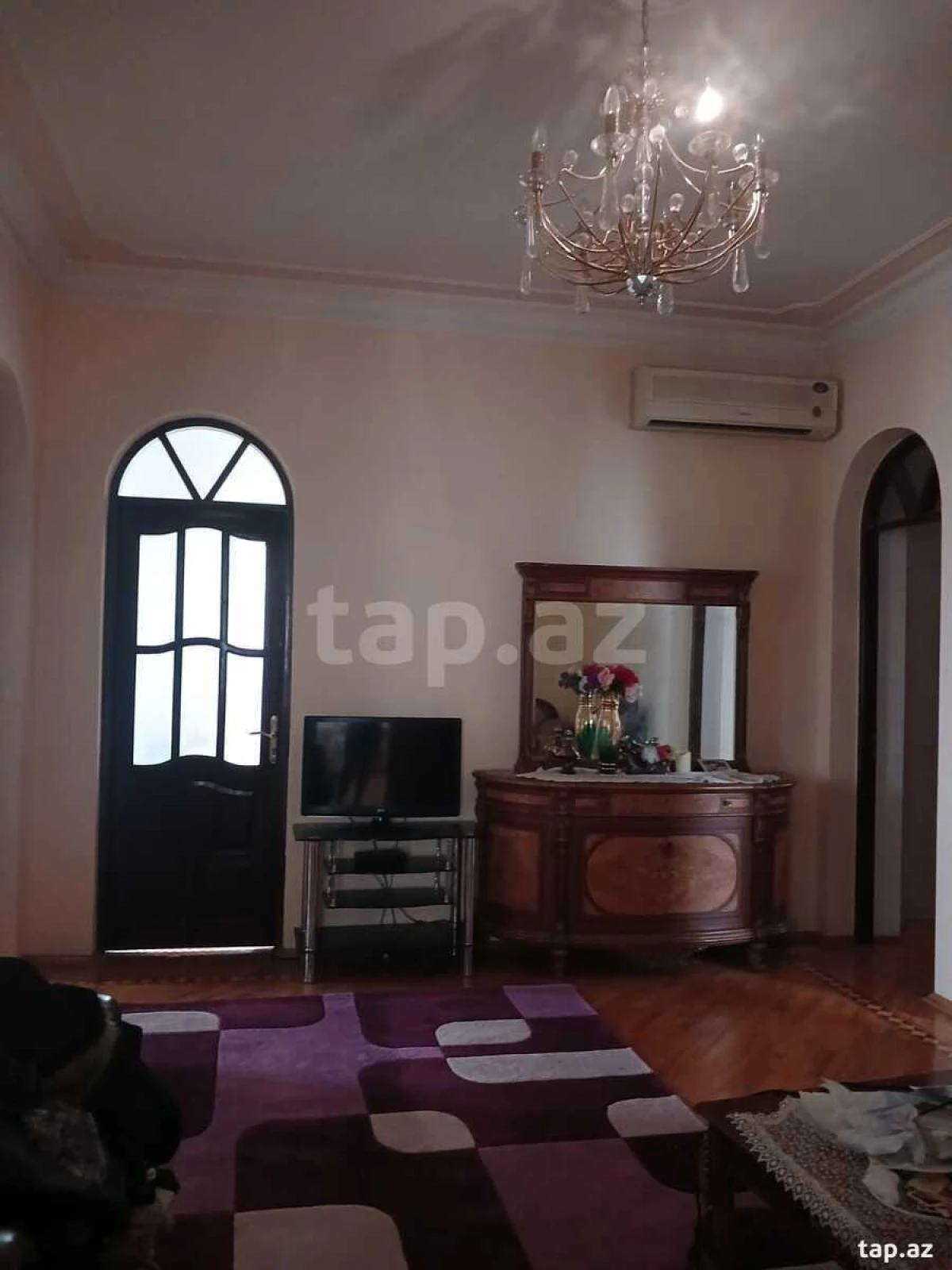 Satılır 7 otaqlı həyət evi