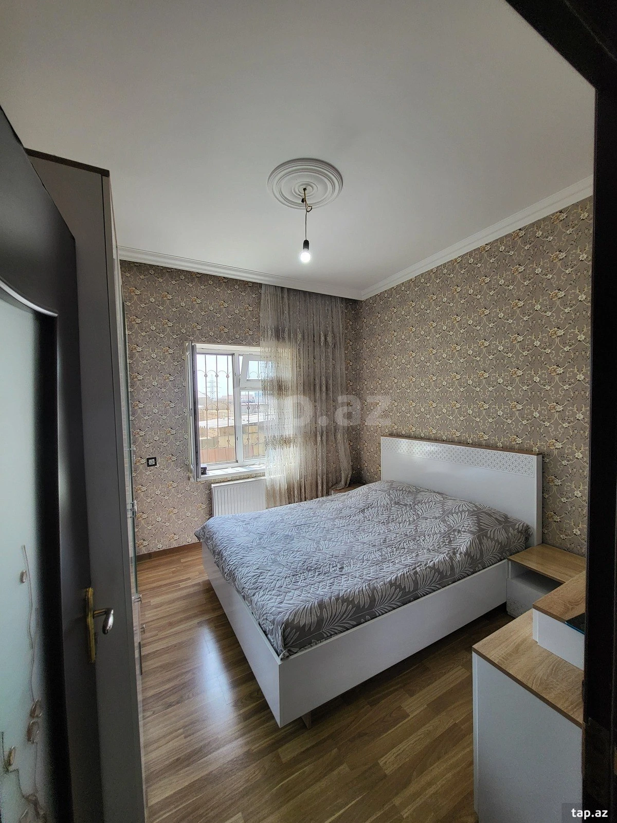 Satılır 5 otaqlı həyət evi