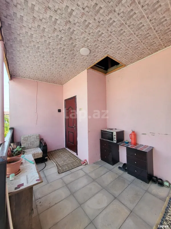 Satılır 5 otaqlı həyət evi